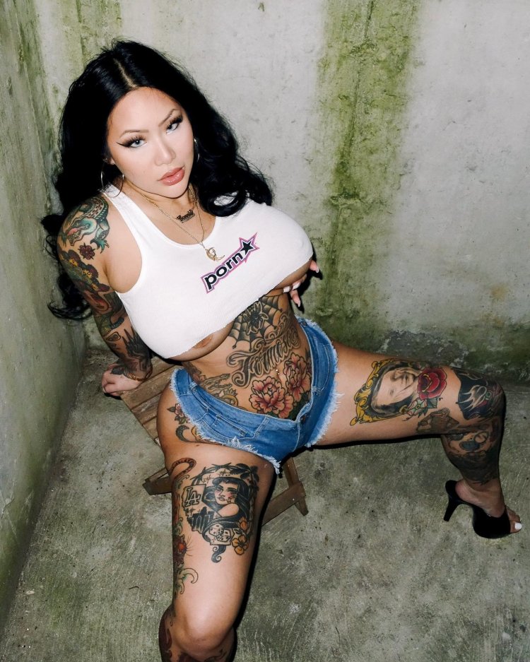 Model Tattoo