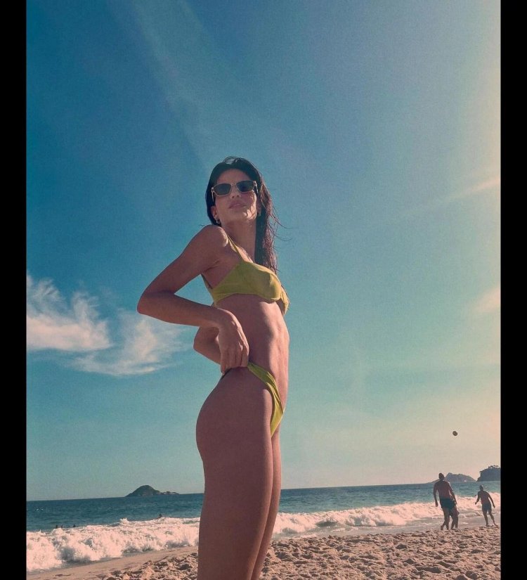 Kendall Jenner in Bikini