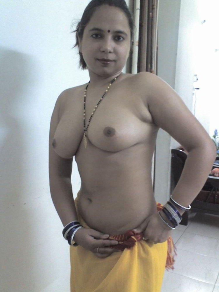 Indian aunty nude