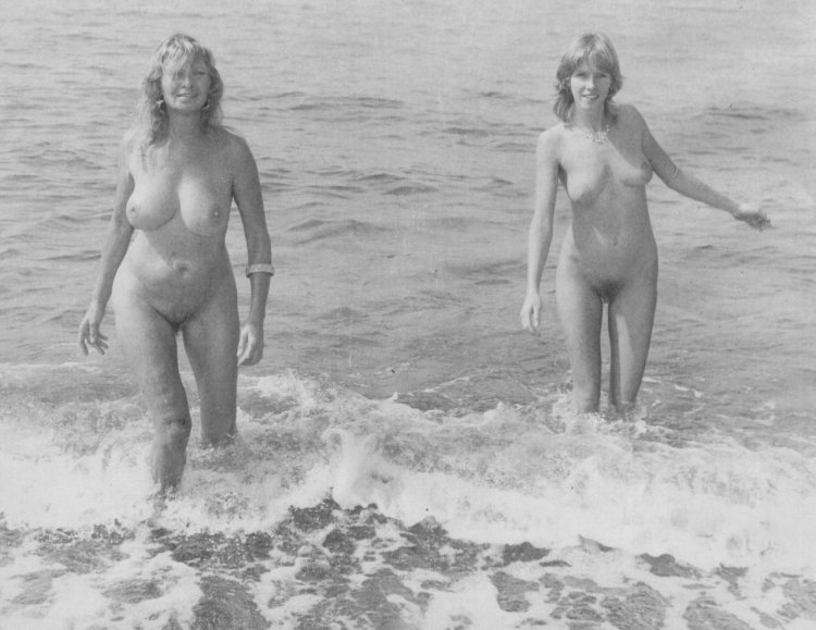French retro nudism