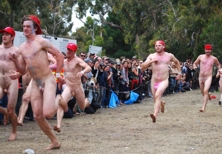 Nudist run in naked