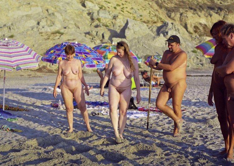 Nudists are beautiful