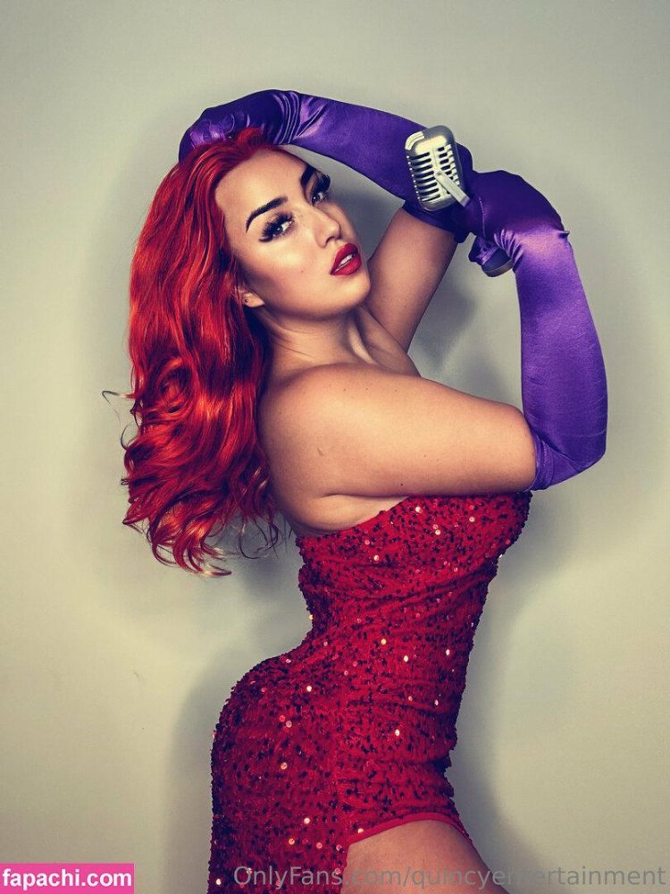 Jessica Rabbit Cosplay