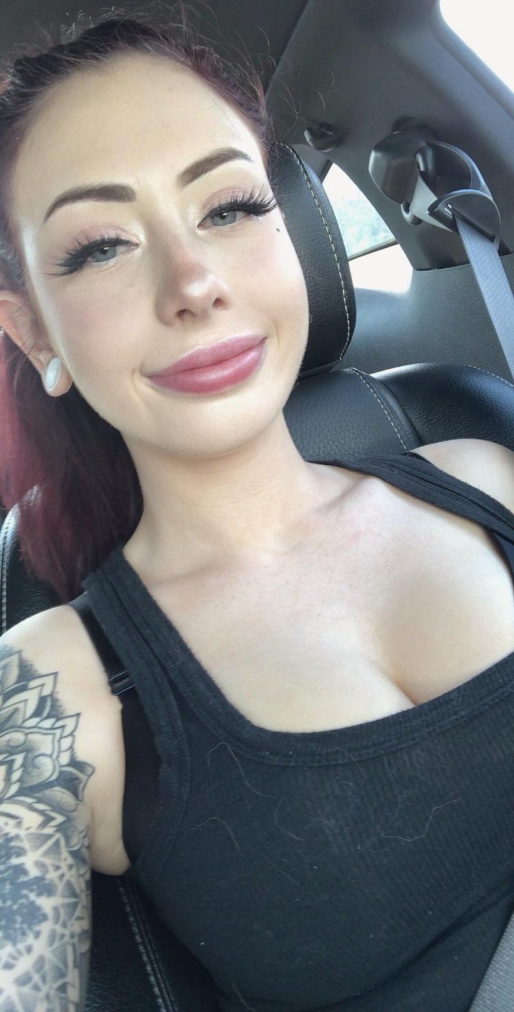 Ellie Elise Laurenne Plum