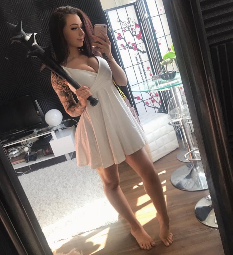 Elise Laurenne in a dress