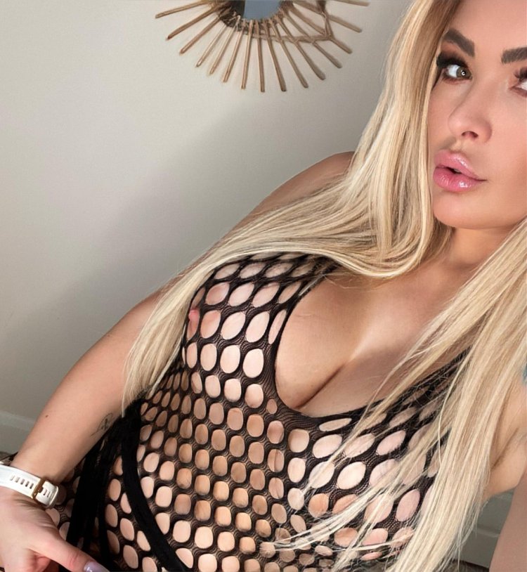 Erotic linen in a net