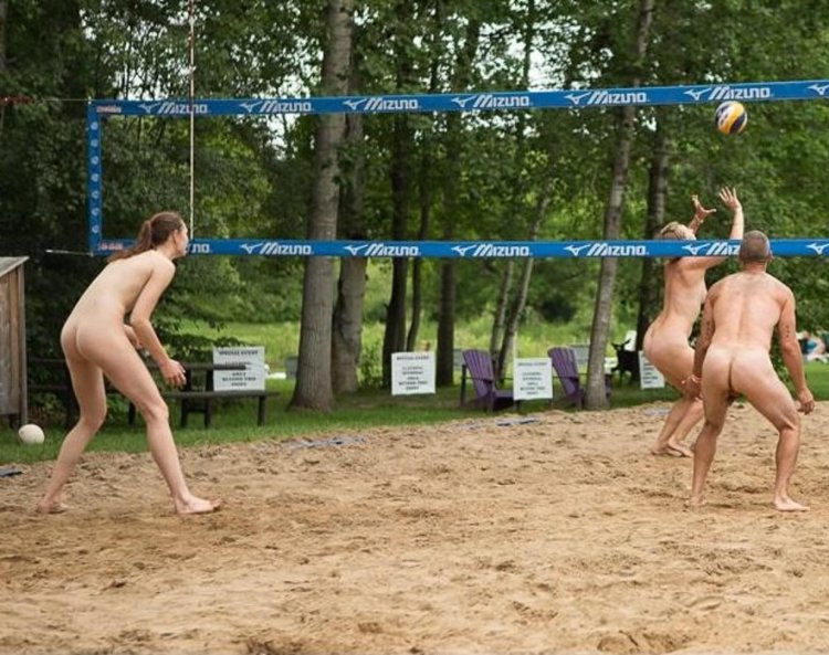 Beach volleyball without panties