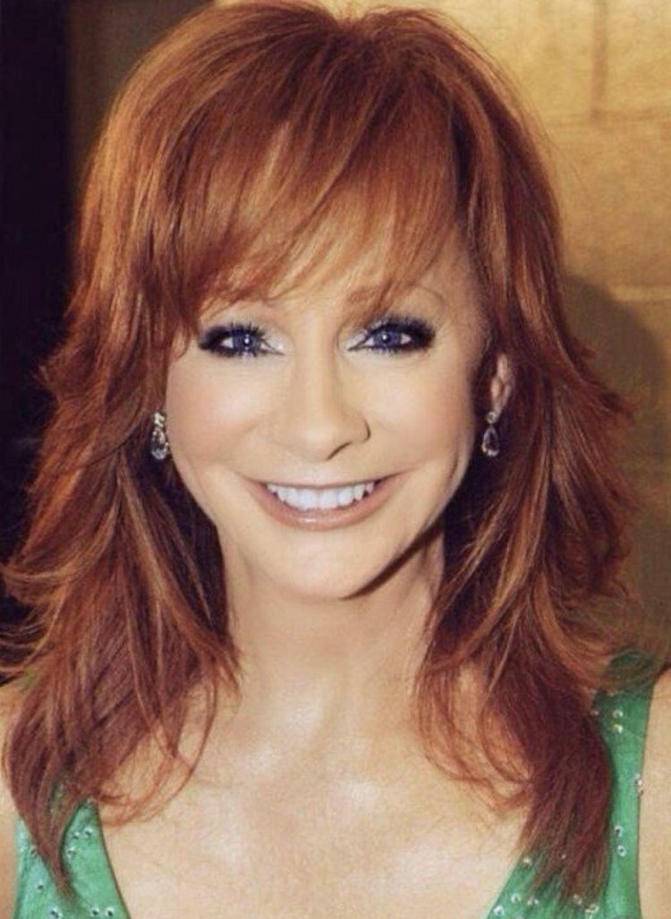 Beautiful red -haired Italian actress