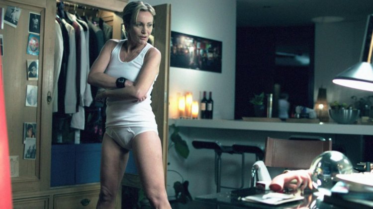 Patrisiya Kaas in Lowerweed