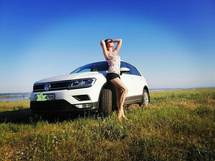 Tiguan and girls