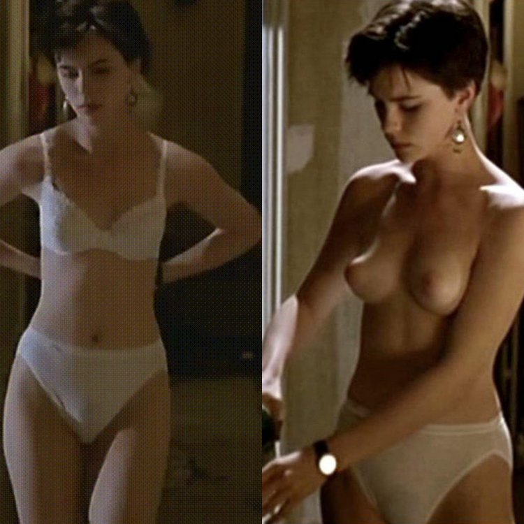 Kate Bekinsil naked in films