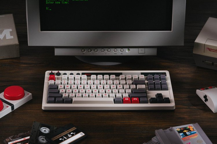 8bitdo Retro Mechanical Keyboard
