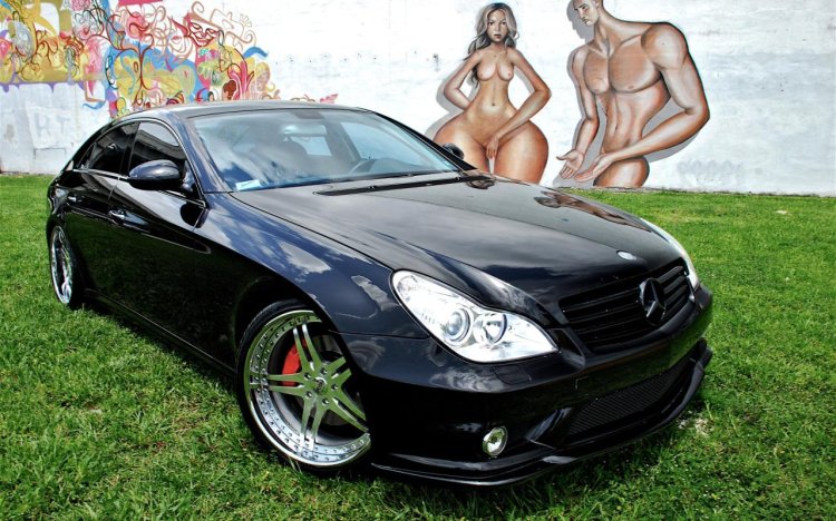 Mercedes Black Tuned
