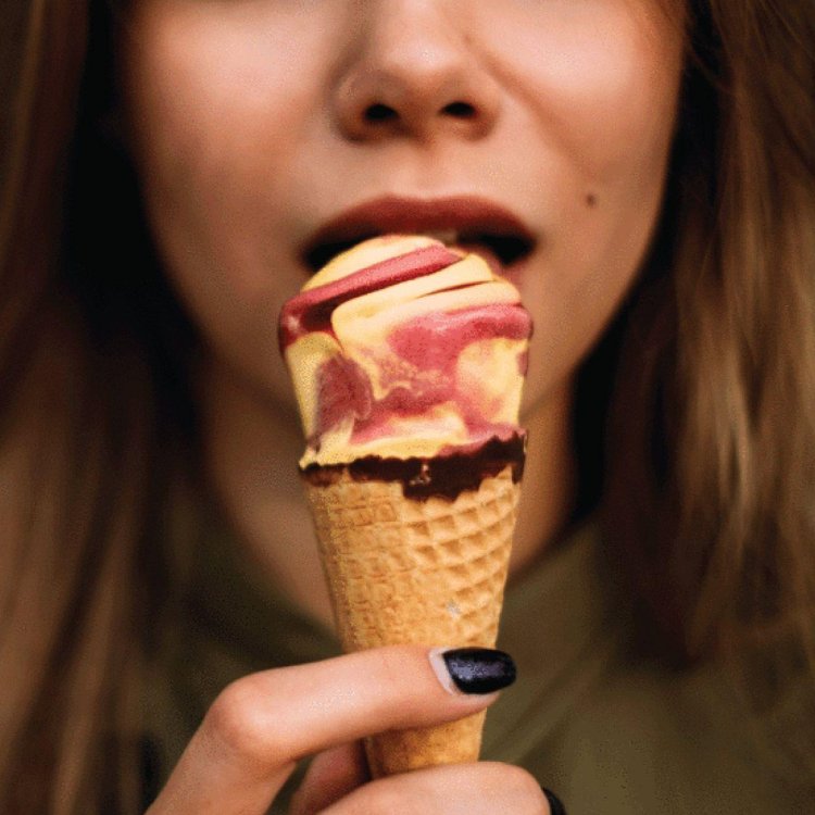 Girl eat ice cream