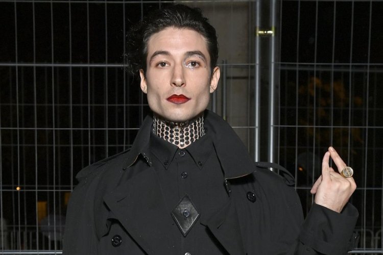 Ezra Miller 2022