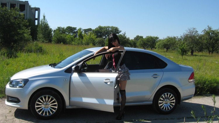 Volkswagen with trailer