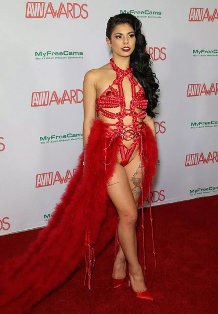 Avn Gina Valentina