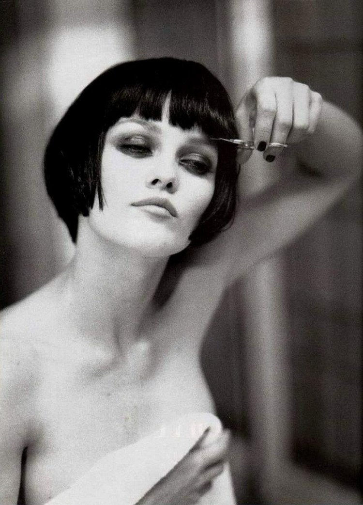 Vanessa Paradis hair