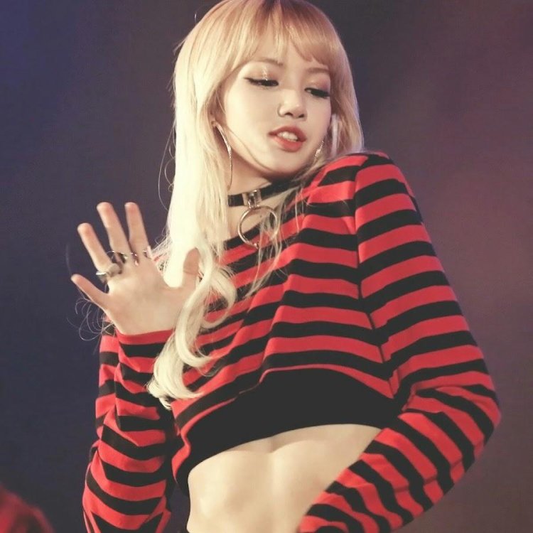 Lisa BLACKPINK