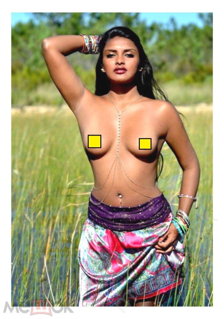 Beautiful naked Indian