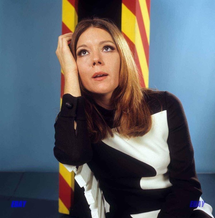 Diana rigg James Bond