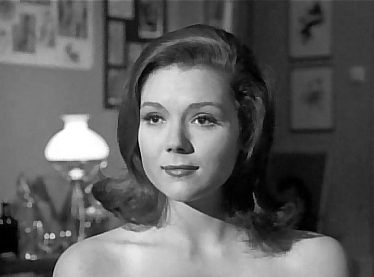 Diana rigg James Bond