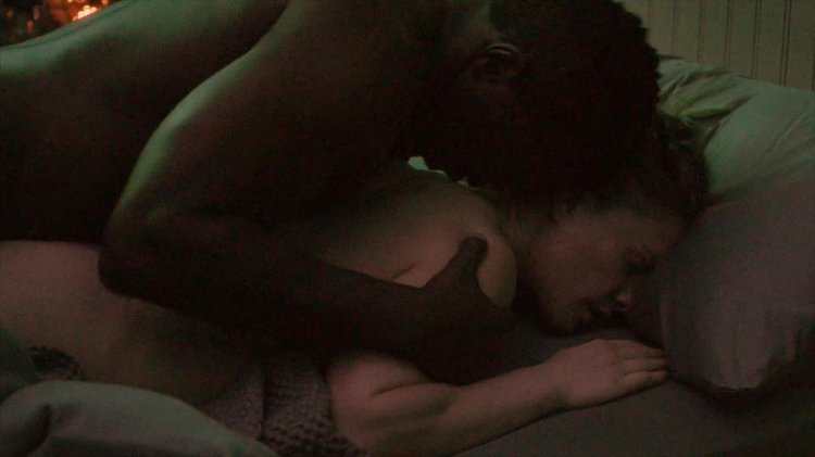 Bryce Dallas Hovard Erotic scenes