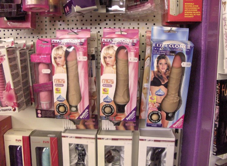 Toys for adults Sexhop