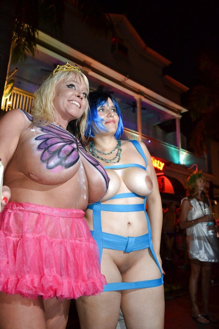 Naked women for fantasy festival