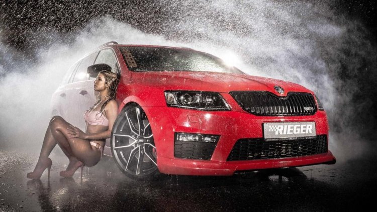 Girl in Skoda Rapid