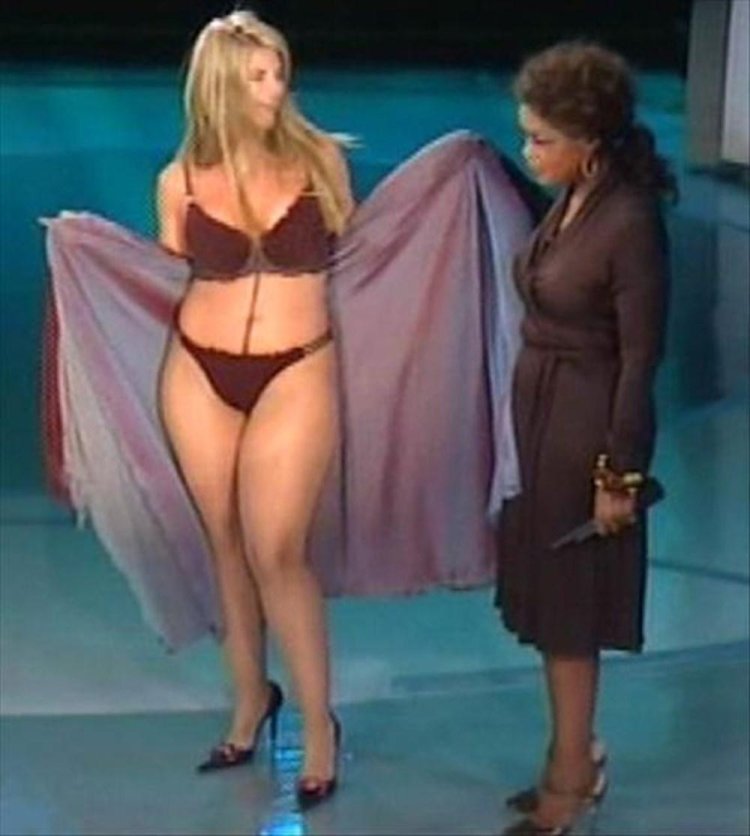 Oprah Winfrey in his youth a swimsuit