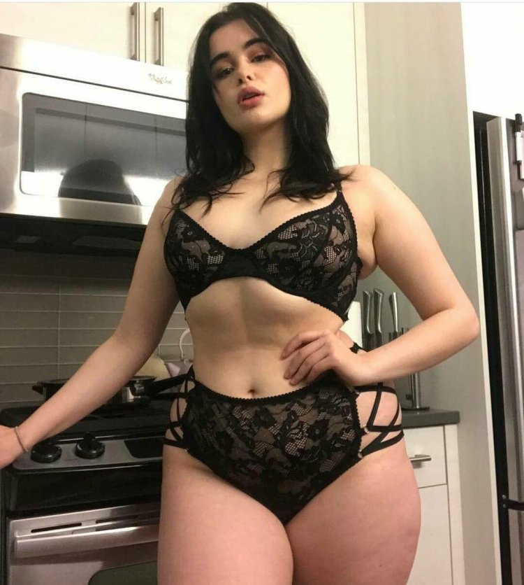 Barbie Ferraira in Lingerie