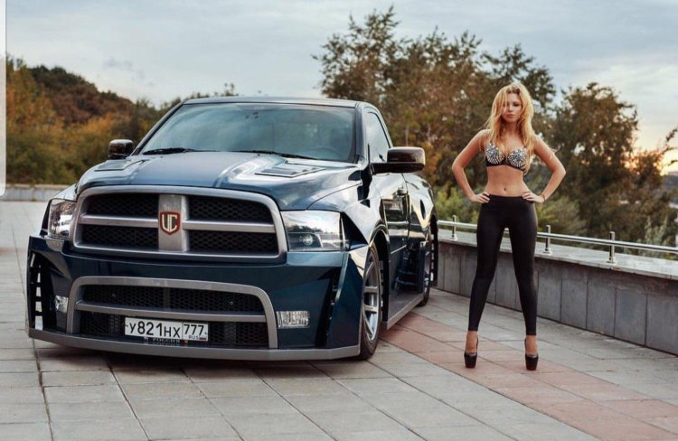 Dodge Ram 1500 and girls