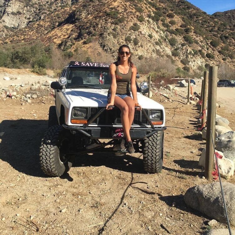 Jeep Wrangler Girls