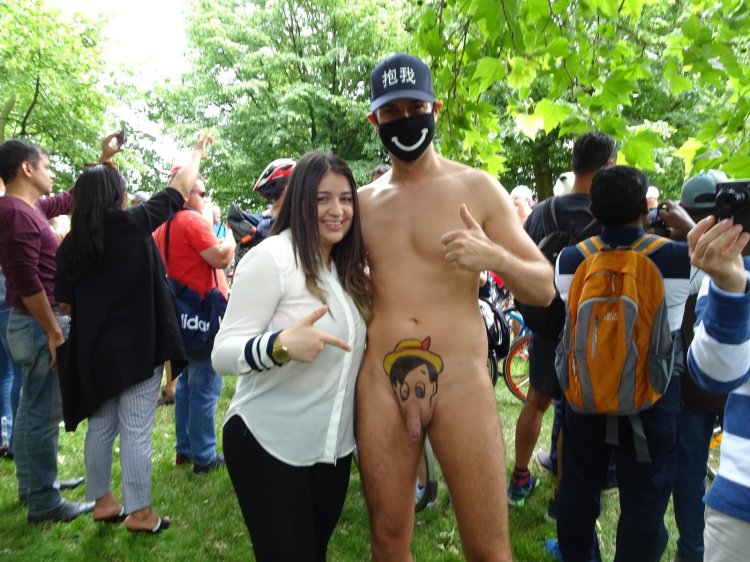 Chinese tourists CFNM WNBR