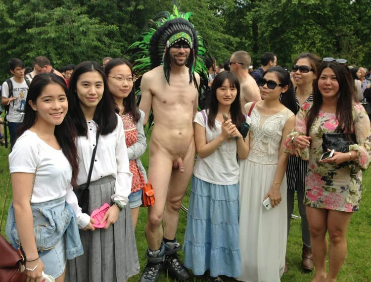 Chinese tourists CFNM WNBR