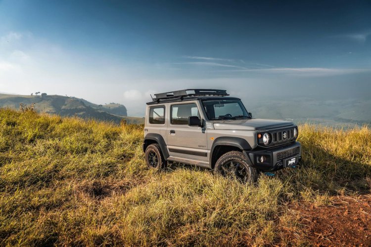Suzuki Jimny 2023