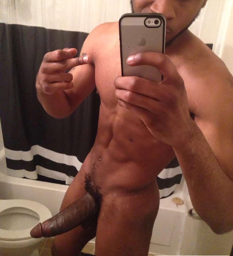 Erotic selfies of guys