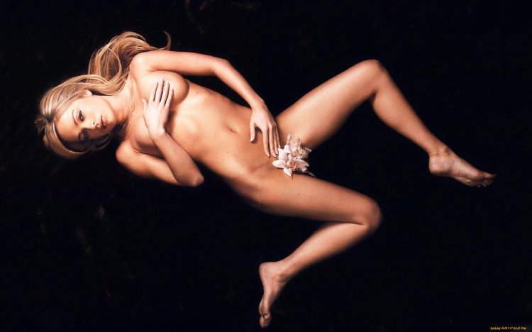 Kylie Minoug Nudenka