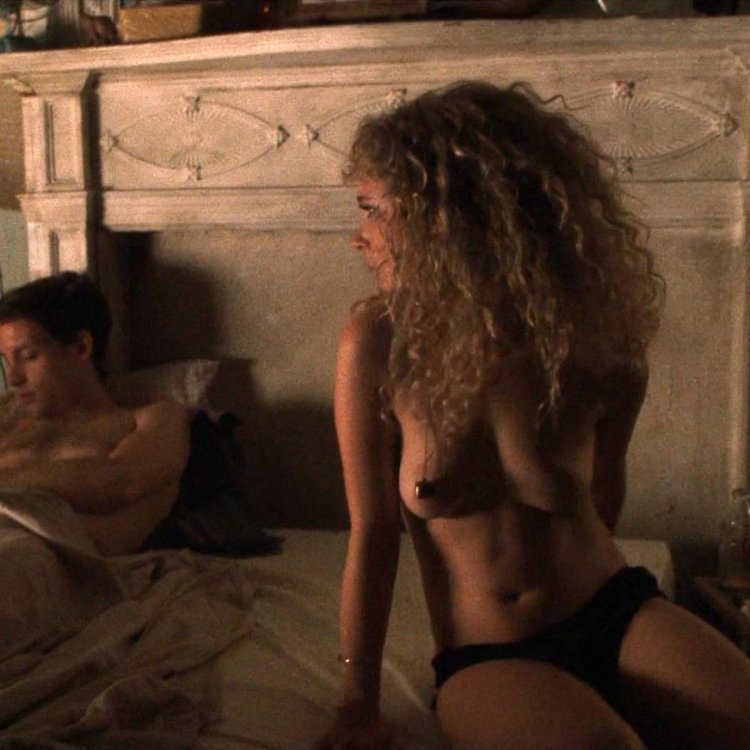 Actress Juno Temple Naked
