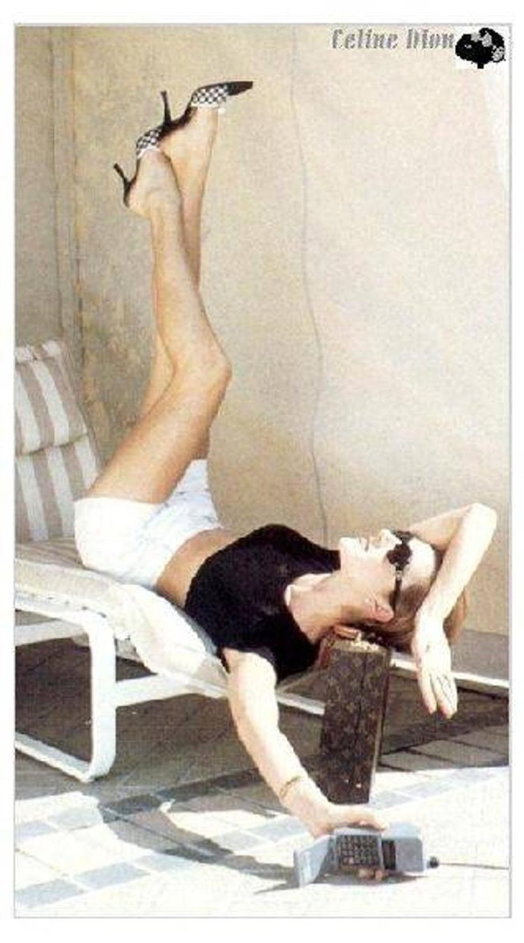 Celine Dion Young legs