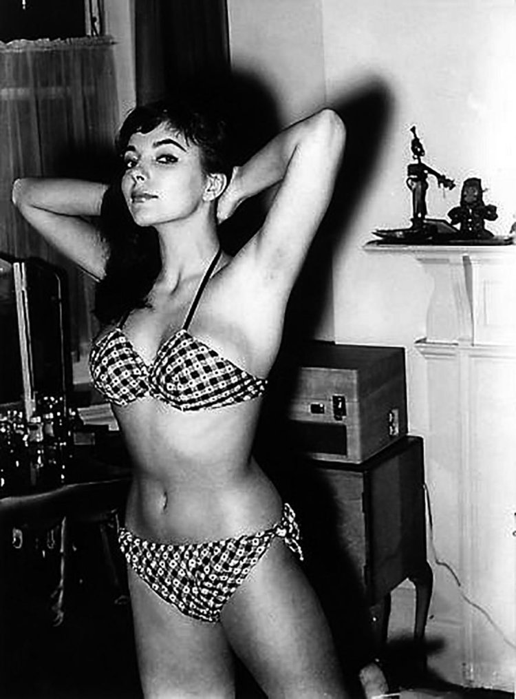 Joan Collins 1950