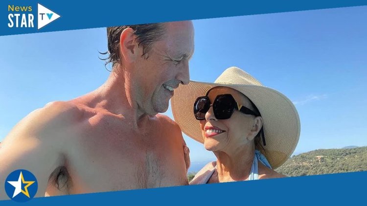 89 year old Joan Collins