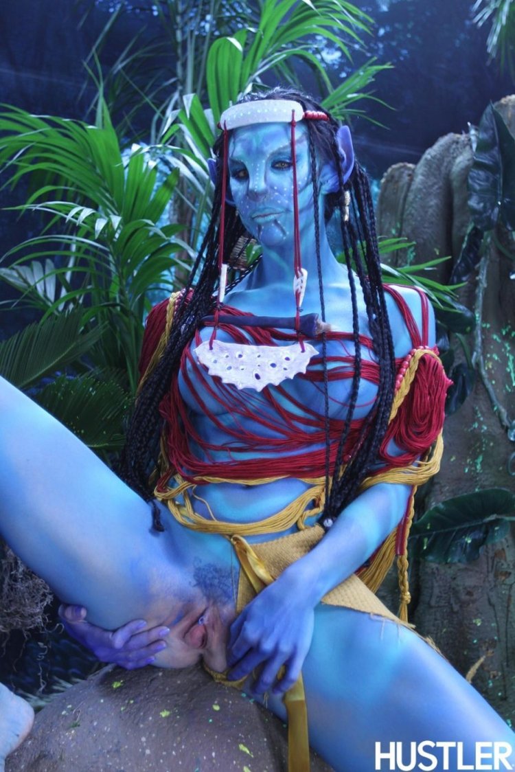 Erotic cosplay Avatar