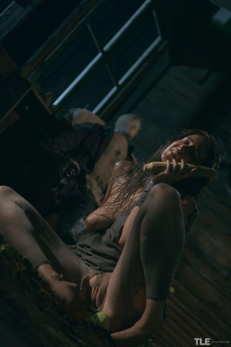 Emily J Thelifeerotic without panties