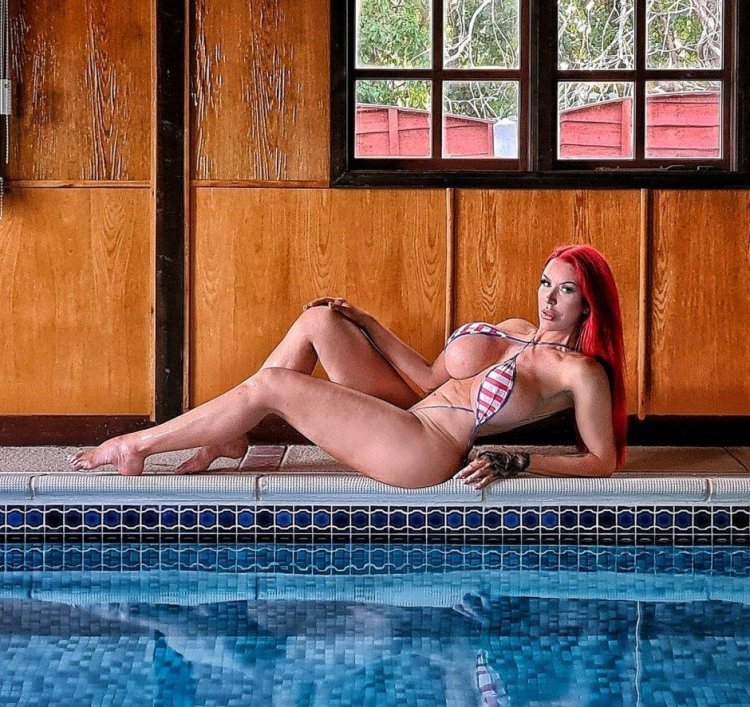 Tanya Amazon porn actress