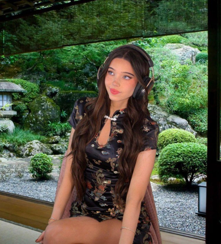 Lydiaviolet onlyfans