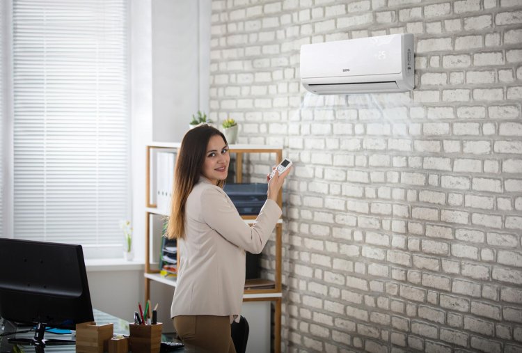 Air conditioning and girl