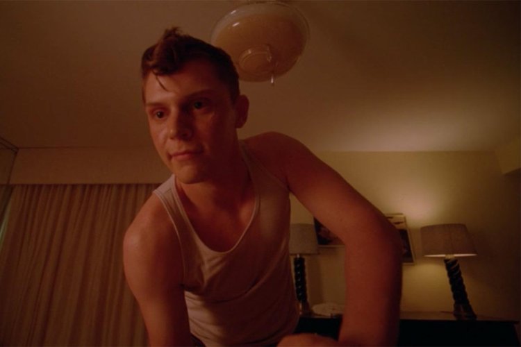 Evan Petersi Darling