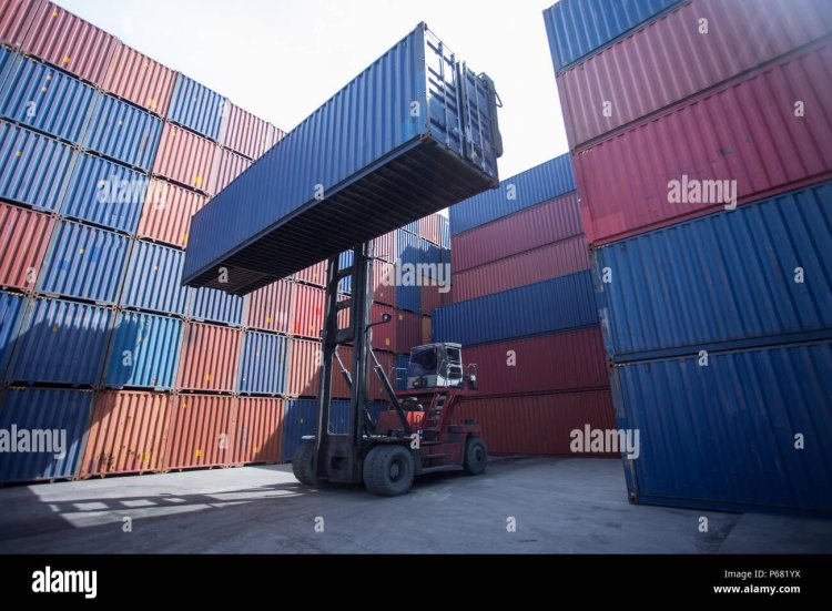 Logistics warehouses High truck